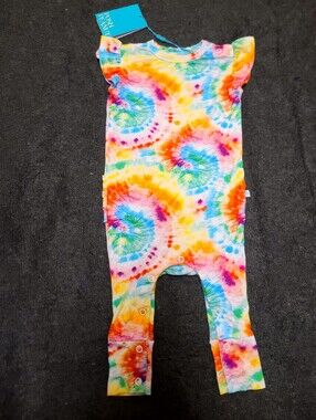 Posh Peanut Totally Tie-Dye Cap Sleeve Romper 6-9 Months  RETAIL $38
